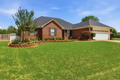Exterior - 2106 Duane Dr, Beebe, AR 72012 photo 2 of 11