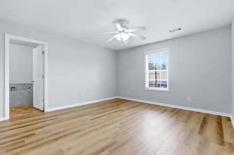 Bedroom - 2106 Duane Dr, Beebe, AR 72012 photo 8 of 10