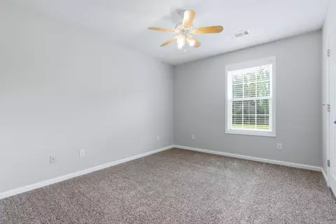Bedroom - 2106 Duane Dr, Beebe, AR 72012 photo 5 of 10