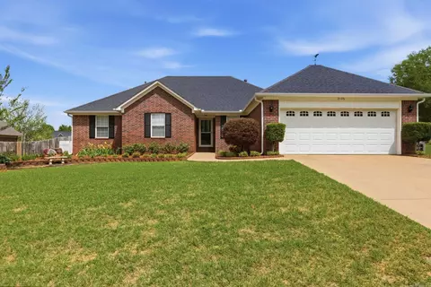 2106 Duane Dr, Beebe, AR 72012