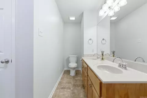 Bath - 2106 Duane Dr, Beebe, AR 72012 photo 5 of 5