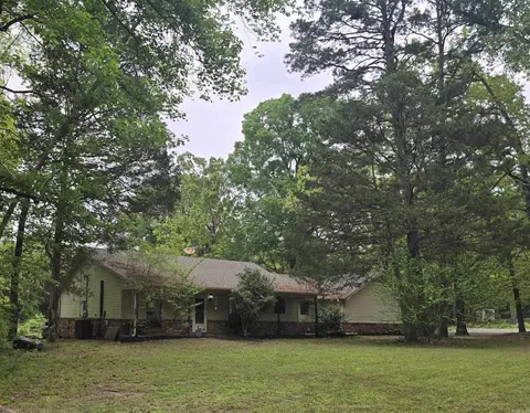 3 Holly Ln, Conway, AR 72032