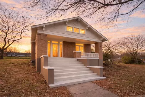 825 Poplar St, Helena, AR 72342