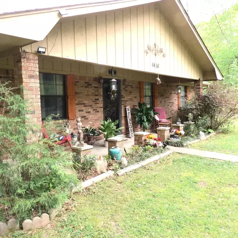 8450 Victoria Dr, Pine Bluff, AR 71603 photo 4
