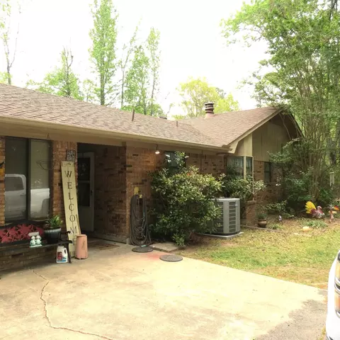8450 Victoria Dr, Pine Bluff, AR 71603 photo 9