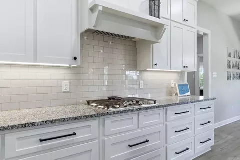 Kitchen - 123 Ranchview, Beebe, AR 72012 photo 3 of 6