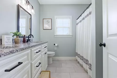 Bath - 123 Ranchview, Beebe, AR 72012 photo 6 of 7
