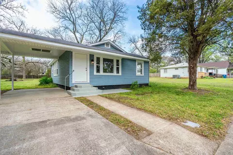 Exterior - 718 Baker St, Malvern, AR 72104 photo 4 of 8