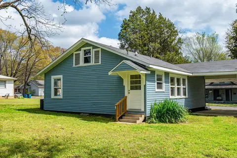 Exterior - 718 Baker St, Malvern, AR 72104 photo 8 of 8
