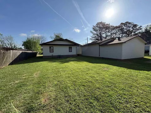 Exterior - 310 Elm St, Walnut Ridge, AR 72476 photo 2 of 2