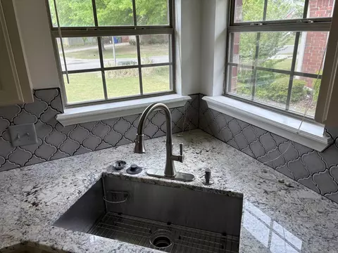 Kitchen - 4520 Oregon Trl, Conway, AR 72034 photo 3 of 3