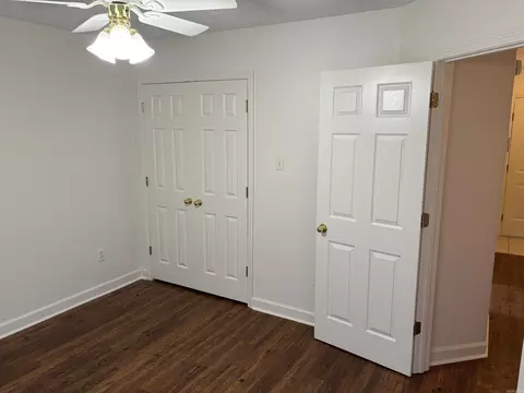 Bedroom - 4520 Oregon Trl, Conway, AR 72034 photo 3 of 3