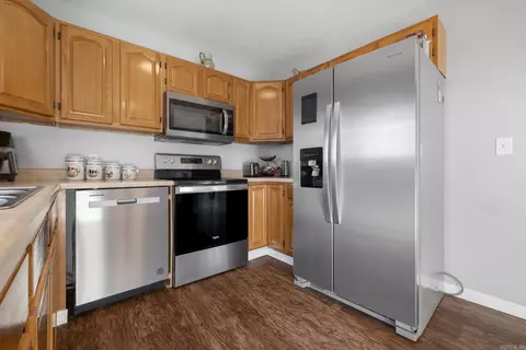 Kitchen - 10974 Ricks Dr, Harrison, AR 72601 photo 3 of 3