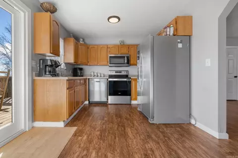 Kitchen - 10974 Ricks Dr, Harrison, AR 72601 photo 2 of 3