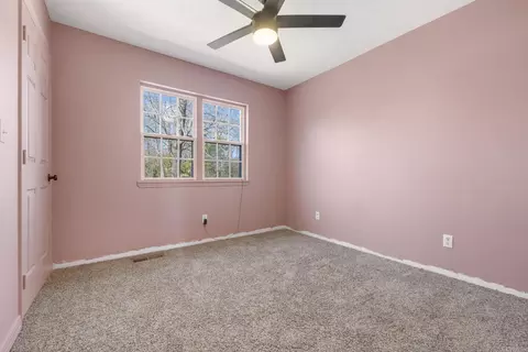 Bedroom - 10974 Ricks Dr, Harrison, AR 72601 photo 5 of 6