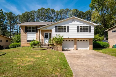 24 Kingspark Rd, Little Rock, AR 72227