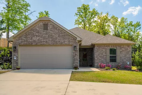 152 Apple Blossom Pl, Hot Springs, AR 71913