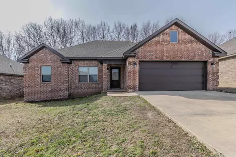 1108 Ava Ln, Paragould, AR 72450