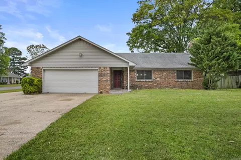 1 Devon Ln, Jacksonville, AR 72076