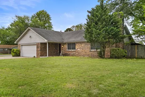 Exterior - 1 Devon Ln, Jacksonville, AR 72076 photo 3 of 7