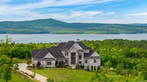 21617 Waterview Dr, Roland, AR 72135