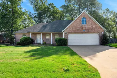 5203 S 27th St, Paragould, AR 72450