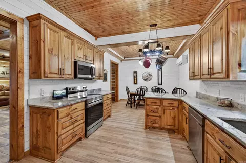 Kitchen - 2850 E Hwy 88 Hwy, Sims, AR 71969 photo 2 of 3