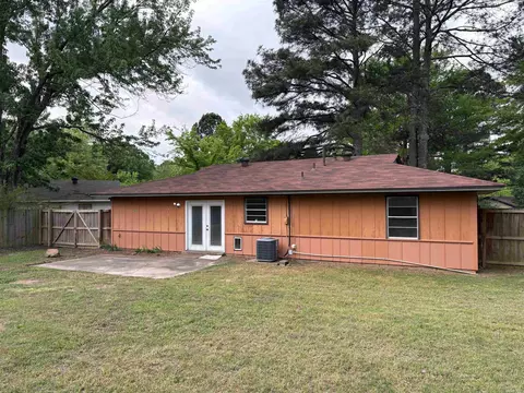 Exterior - 2304 Broadview, Conway, AR 72034 photo 4 of 7