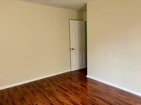 Bedroom - 2304 Broadview, Conway, AR 72034 photo 4 of 5