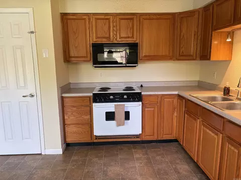 Kitchen - 2304 Broadview, Conway, AR 72034 photo 2 of 4