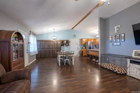 Entry Way - 414 Carpenter Rd, Thayer, MO 65791 photo 3 of 3