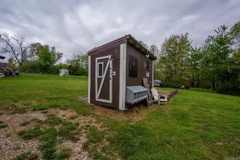 Exterior - 414 Carpenter Rd, Thayer, MO 65791 photo 3 of 10