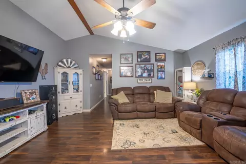Entry Way - 414 Carpenter Rd, Thayer, MO 65791 photo 1 of 3