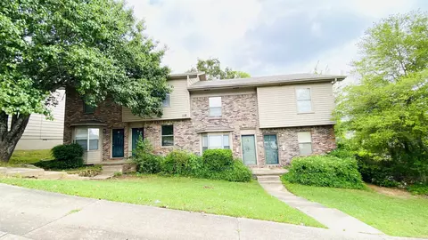 110 112 114 Rim Rock Pl, North Little Rock, AR 72116