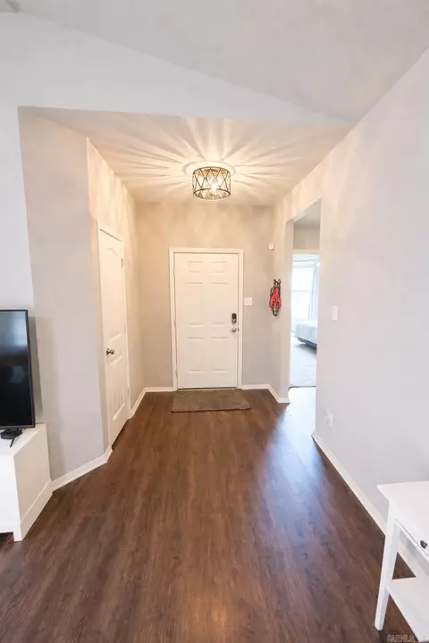 Entry Way - 6300 Lena Dr, Alexander, AR 72002 photo 2 of 3