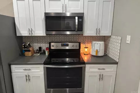 Kitchen - 6300 Lena Dr, Alexander, AR 72002 photo 2 of 2