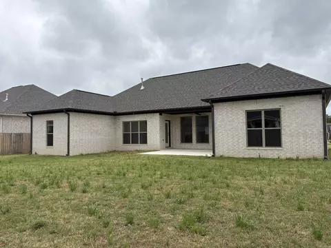 Exterior - 1850 Pecan Creek Dr, Conway, AR 72034 photo 4 of 6