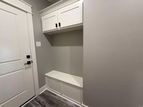 Entry Way - 1850 Pecan Creek Dr, Conway, AR 72034 photo 2 of 2
