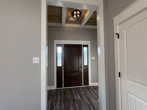 Entry Way - 1850 Pecan Creek Dr, Conway, AR 72034 photo 1 of 2