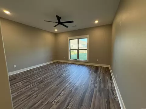 Living - 1850 Pecan Creek Dr, Conway, AR 72034 photo 3 of 3