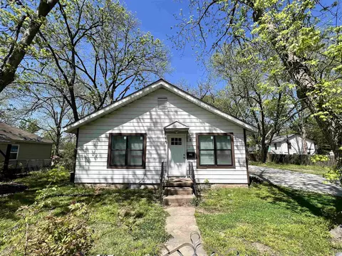 1412 Monroe Ave, Jonesboro, AR 72401