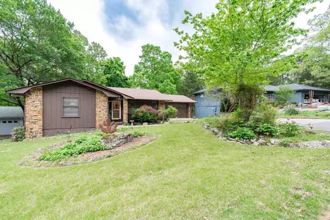 6 Badalona Ln, Hot Springs Village, AR 71909