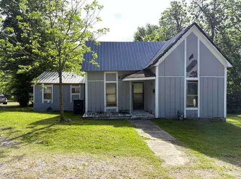 585 N Royal Ave, Piggott, AR 72454
