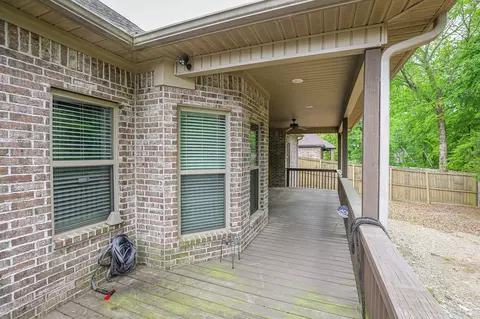 Exterior - 6009 Hardin Dr, Bryant, AR 72022 photo 6 of 9