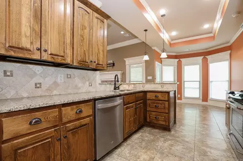 Kitchen - 6009 Hardin Dr, Bryant, AR 72022 photo 3 of 3