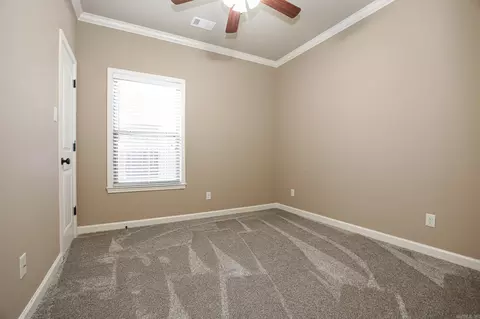 Bedroom - 6009 Hardin Dr, Bryant, AR 72022 photo 9 of 11