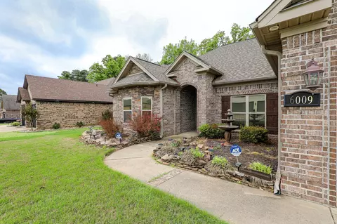 Exterior - 6009 Hardin Dr, Bryant, AR 72022 photo 4 of 9