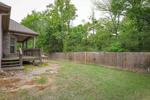 Exterior - 6009 Hardin Dr, Bryant, AR 72022 photo 7 of 9