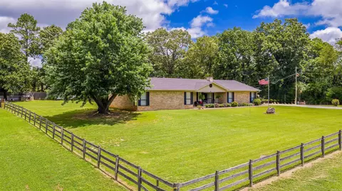 Exterior - 9 Hensley Dr, Damascus, AR 72039 photo 6 of 15