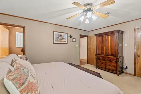 Bedroom - 9 Hensley Dr, Damascus, AR 72039 photo 2 of 5